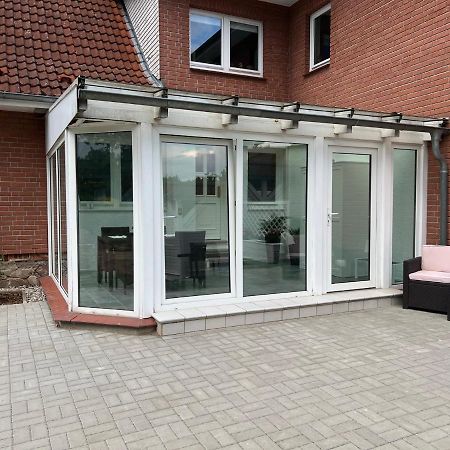 Familienfreundliche Ferienwohnung Mit Wintergarten Badow ภายนอก รูปภาพ