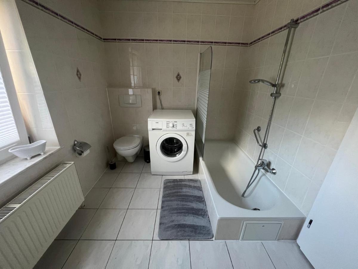 Familienfreundliche Ferienwohnung Mit Wintergarten Badow ภายนอก รูปภาพ